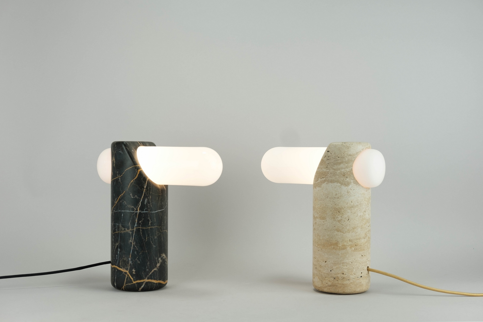 2-VIA-TABLE-LAMP_03-TRAVERTINE-DESIGN_DAN_YEFFET_COLLECTION_PARTICULIERE.jpg