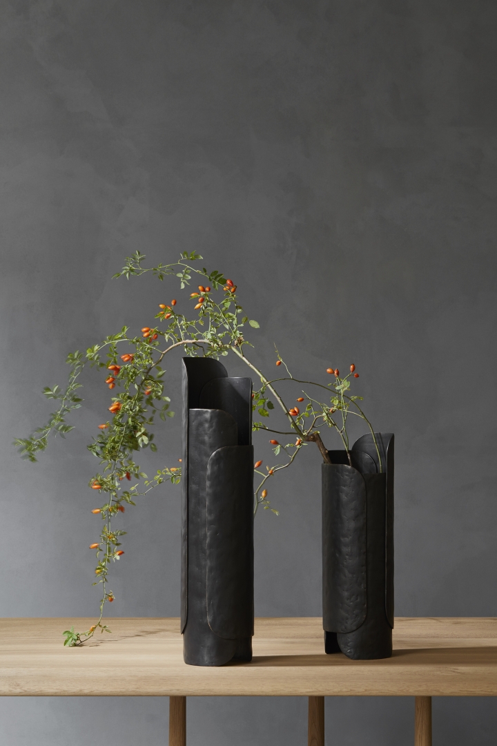 LEAF vases_BRONZE_DAN YEFFET for COLLECTION PARTICULIERE_2019 web.jpg