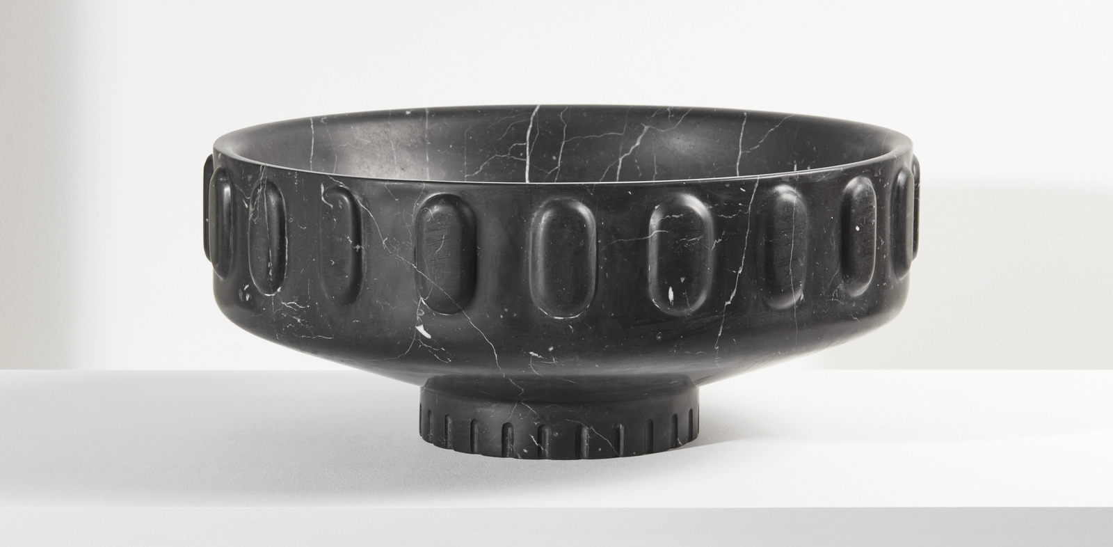 08-TIME_LESS-design-Dan-Yeffet-COLLECTION_PARTICULIERE-coupe-ronde.jpg
