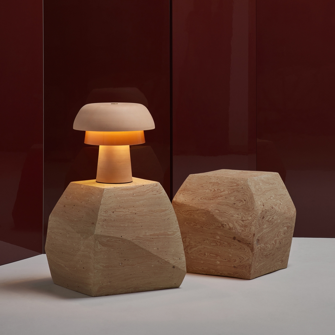TERRA-sidetable-Luca-Erba-JANE-lamp-Collection-Particulière-credit-Francis-Amiand copy.jpg