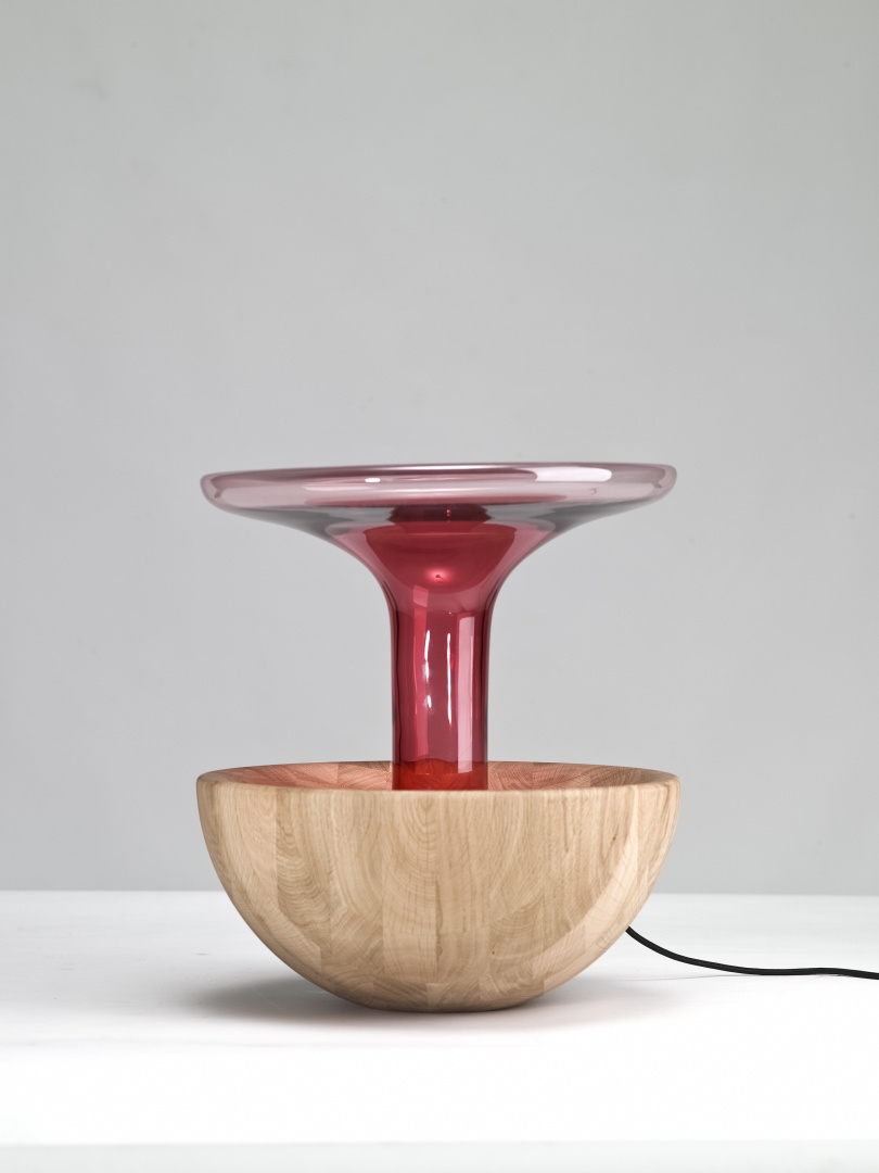 VERSA lamp_03   KREHKY Gallery©2012.jpg