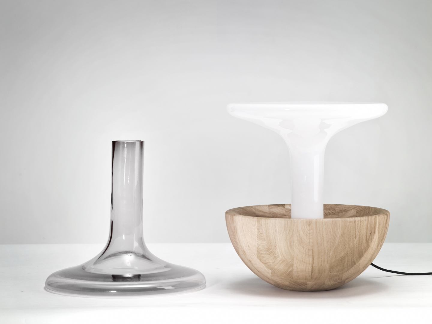 VERSA lamp_02   KREHKY Gallery©2012.jpg