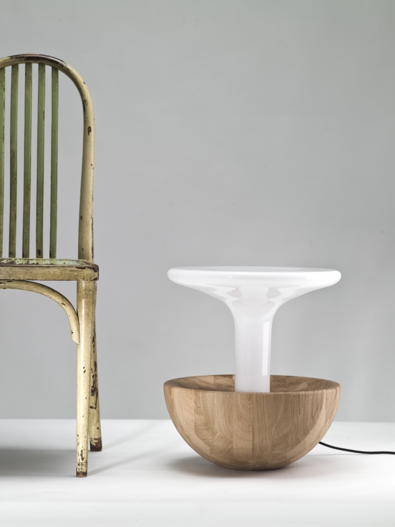VERSA lamp_04  KREHKY Gallery©2012.jpg