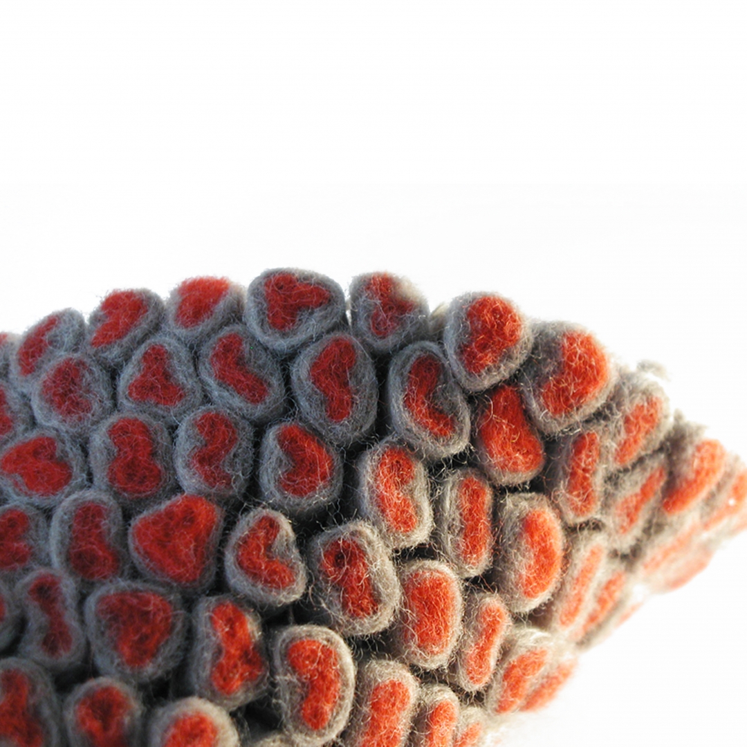 cocoon_handmade texile_felt_grey-red_by Dan Yeffet and Justine Bazus_02.jpg