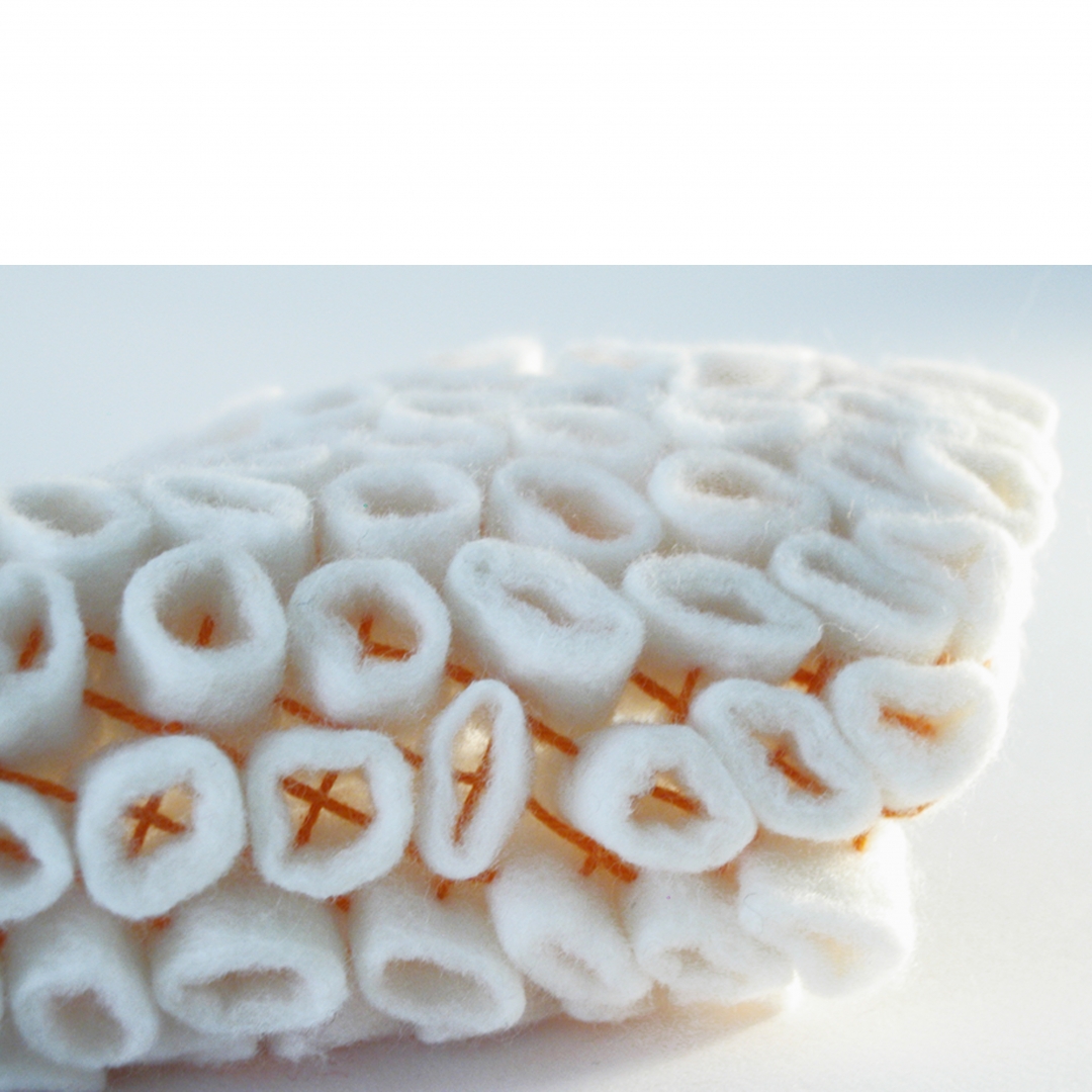 cocoon_handmade texile_felt_white_by Dan Yeffet and Justine Bazus_03.jpg