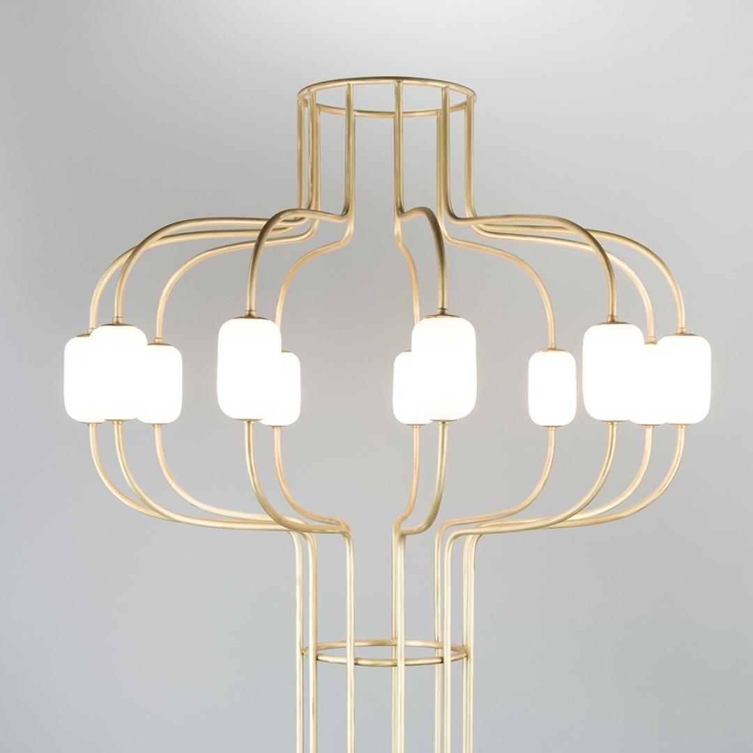 CHANDELIER-04_FLOOR-LAMP-ON-DESIGN-DAN-YEFFET@COLLECTION-PARTICULIERE.jpg