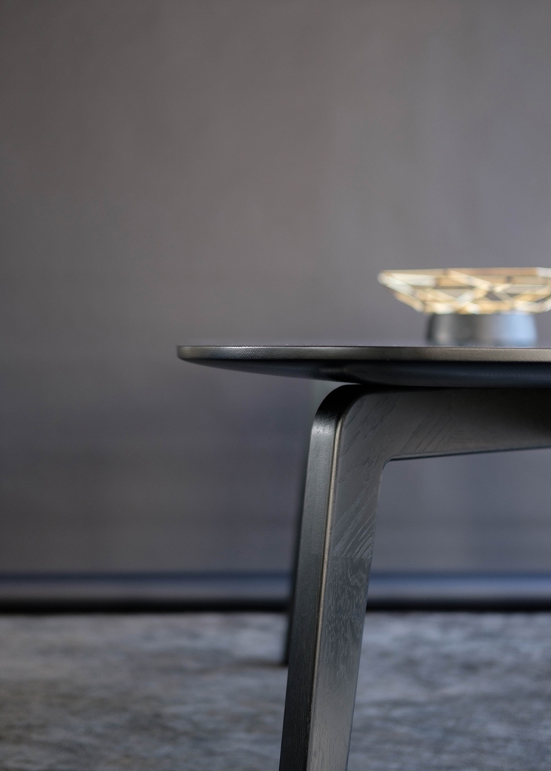 SKINNY TABLE_07_2017_DAN YEFFET_BLACK EDITION LR SITE.jpg